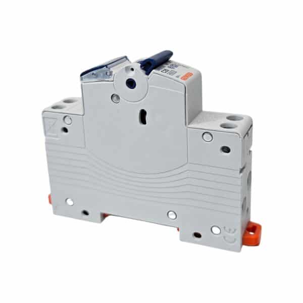 Întrerupător automat GEWISS GW90028 C20 MTC-45 alb pentru instalații electrice