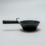 Cancioc din plastic cu agățătoare metalică